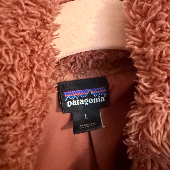 Patagonia Fuzzy Fleece Vest in Rust Brown - Picture 3 of 7